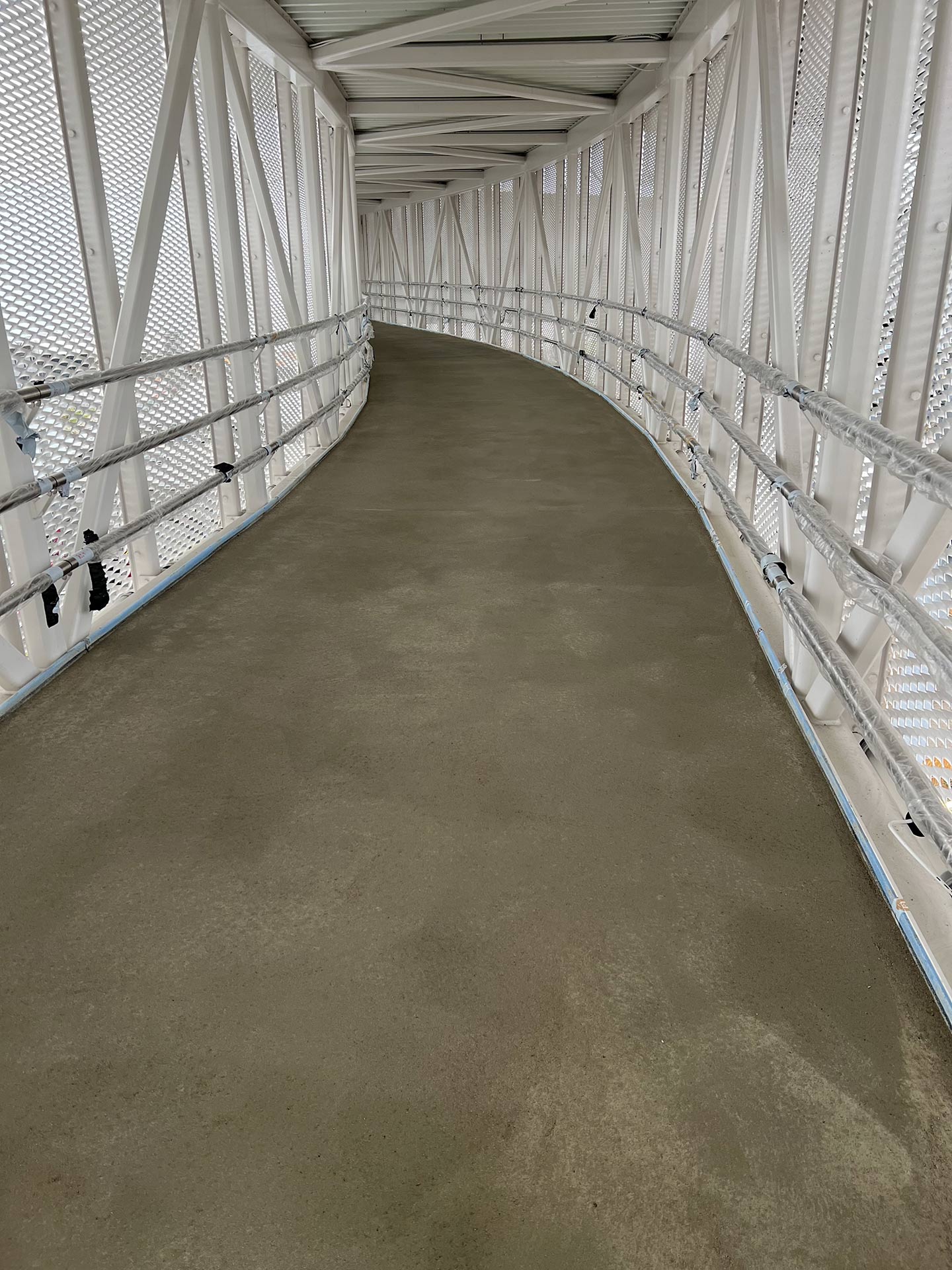 Neubau der Verbindungsbrücke Städtisches Klinikum und Helios Herzklinik Karlsruhe